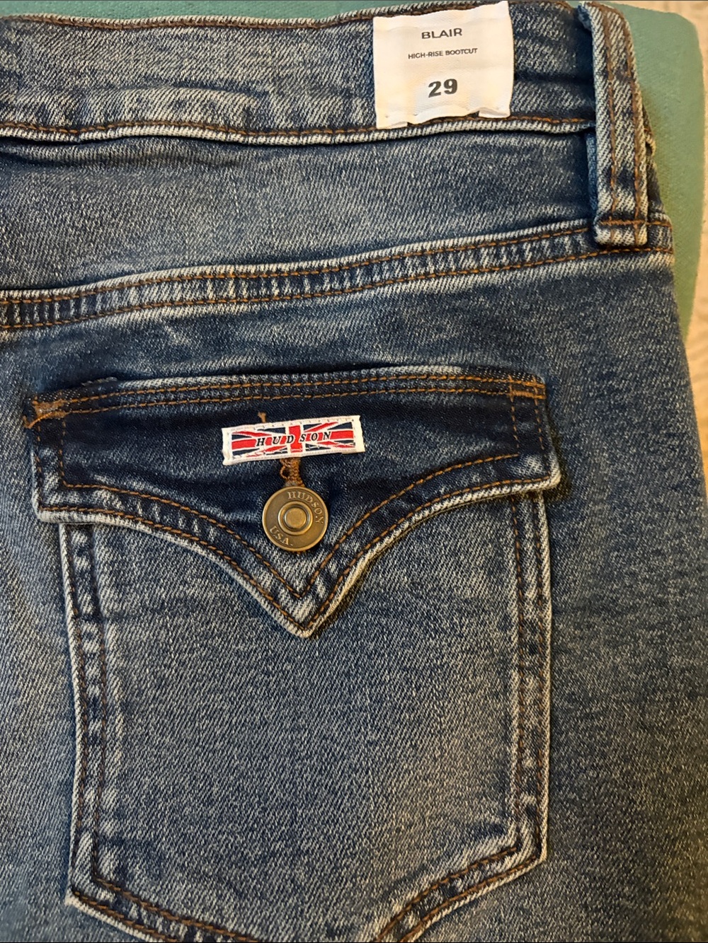 HUDSON high rise bootcut jeans size 29-New! - Picture 4 of 5